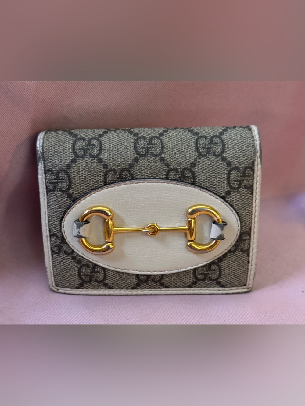 🔥 GUCCI Horsebit 1955 GG Monogram Sm. Wallet Gold
Hardware 621887 *71 YEARS OLD!